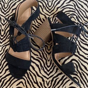 Vegan Lace-up Faux Suede Black Sandal with Chunky Stacked Heel 8.5 EUC